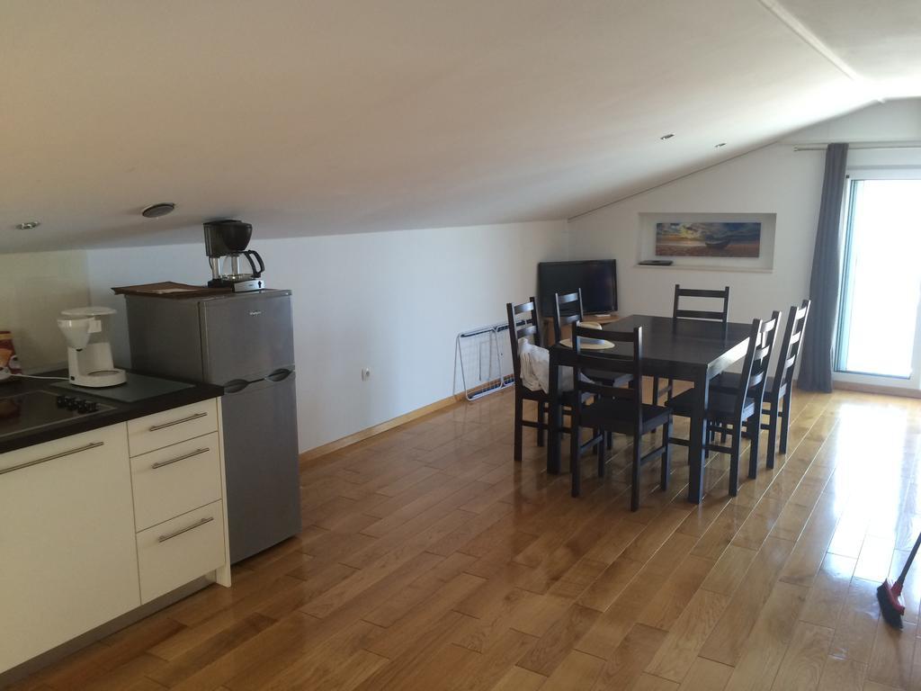 Apartment Susanj Karlobag Kültér fotó