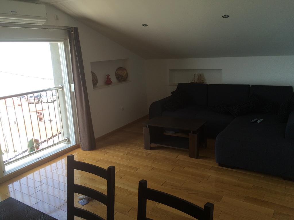 Apartment Susanj Karlobag Kültér fotó