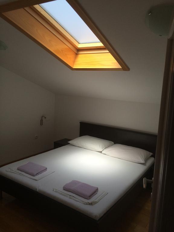 Apartment Susanj Karlobag Kültér fotó