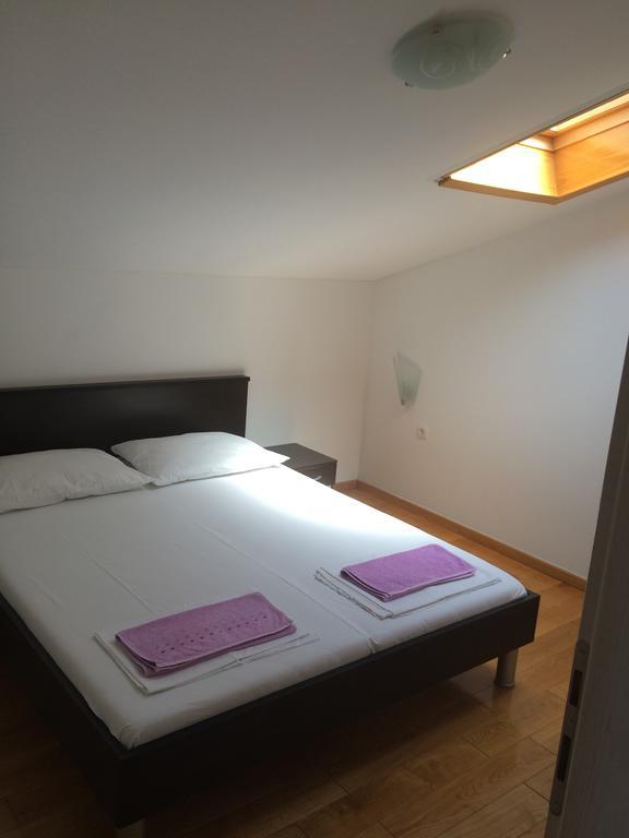 Apartment Susanj Karlobag Kültér fotó